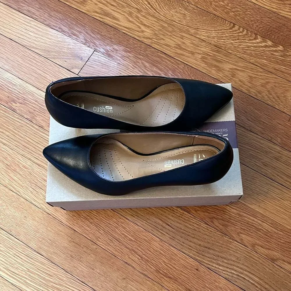 Clarks Collection Crewso Wick Black Leather Pumps Heels Comfort Size 6 M EUC